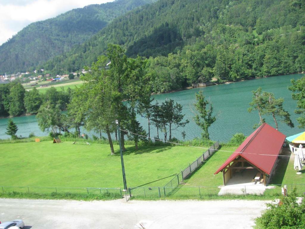 Bungalow Perun Blejska Dobrava ภายนอก รูปภาพ